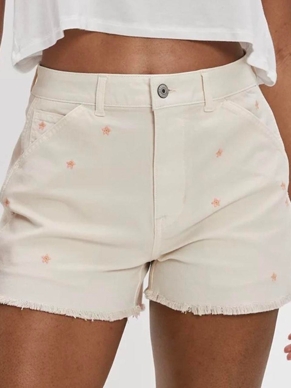 American eagle embroidered cream high waisted boyfriend shorts